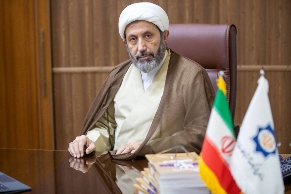 رسالة رئيس رابطة الثقافة الإیرانیة إلى قادة الأديان بشأن إغتيال قائد الثورة