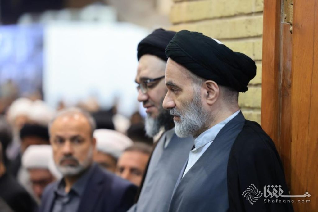 بعدسة شفقنا؛ الحوزة العلمية في النجف تقيم مراسم تأبين آية الله الشهيد السيد الخامنئي