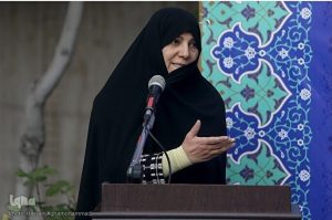 أكاديمية إيرانية تشرح رؤية القائد الشهيد الخامنئي تجاه القرآن