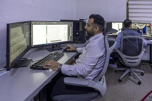 قسم الشؤون الفكرية ينجز التصاميم الفنية لحفل إزاحة الستار عن الطبعة الأولى لمصحف النجف الأشرف