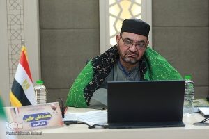 موقف القارئ "مشاري العفاسي" يدلّ على غياب الوعي والإیمان والدين في قلبه