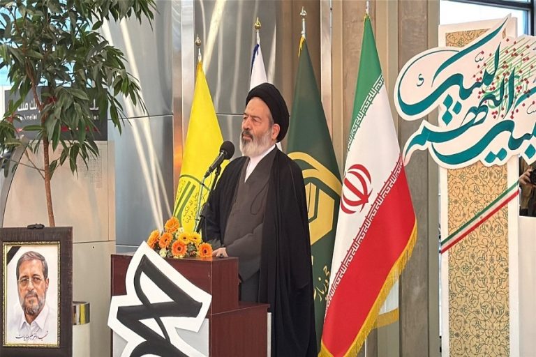 الزوّار الإيرانيون سيكونون روّاد وحدة الأمة الإسلامية في أرض الوحي