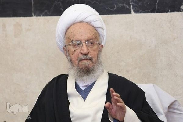 المرجع الديني مكارم الشيرازي يشيد بالمقاومة التاريخية للشعب الايراني