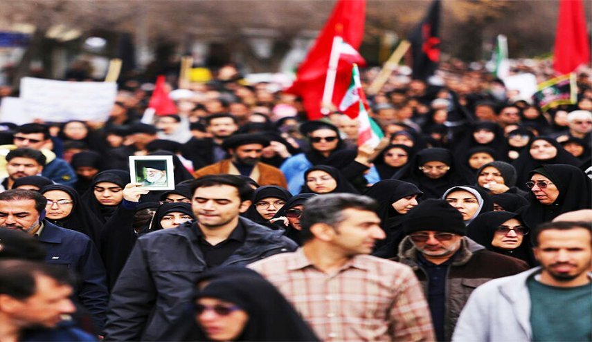 مواكب عزاء أربعينية القائد الشهيد تنطلق في طهران وأرجاء البلاد + صور