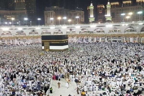 أولى قوافل الحجاج الإيرانيين تصل المدينة المنورة