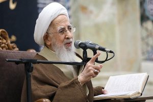 عبّر المرجع الشيعي الشهير "آية الله العظمى الشيخ جوادي آملي" عن أسفه البالغ بسبب إساءة الرئيس الأمريكي للبابا "ليو الرابع عشر" مؤكداً ضرورة إحترام القادة الدينيين في العالم.