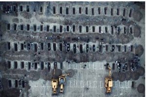 رسالة مؤثرة من عائلات شهداء مدرسة "ميناب" لبابا الفاتيكان