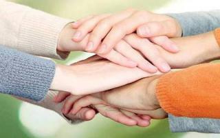 chgwnh-frhng-mdr-r-bh-frzndn-mn-bymwzym-3