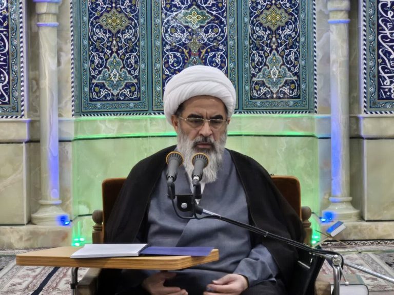آية اللّه فاضل اللنكرانيّ: آل خليفة عملاء للظلم والكفر.. ليس الآن زمان السكوت والتقيّة