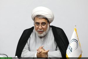 أمين مجلس التّخطيط لمدارس العلوم الدينيّة لأهل السّنّة في إيران: القائد الشّهيد الإمام الخامنئيّ كان يهتم بشأن "تشكيل الأمّة الإسلاميّة الواحدة" منذ خمسين عامًا