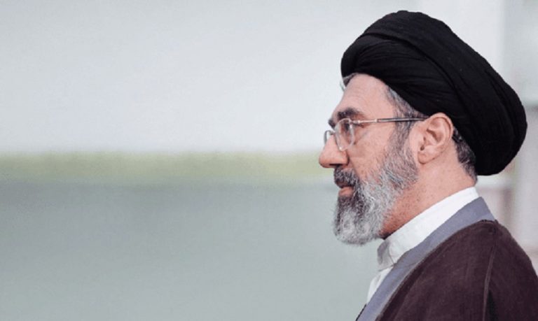 مجلس خبراء القيادة: الرسالة الاستراتيجية لقائد الثورة تذكير بالصلة بين مدرسة عاشوراء ومقاومة الشعب