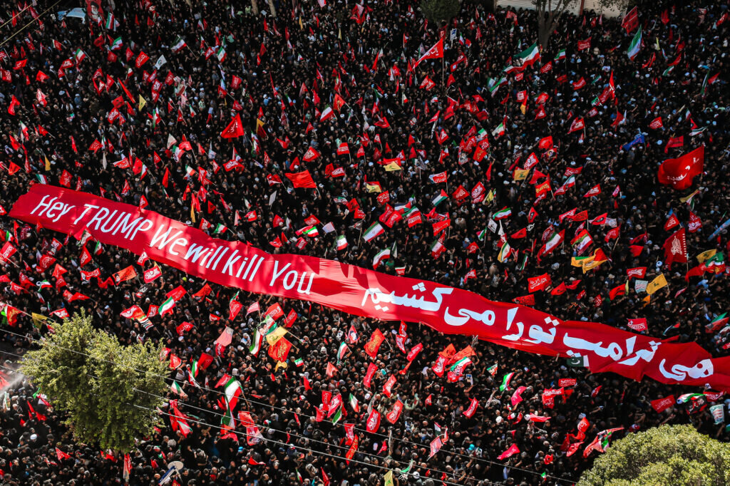 لماذا يجب ألّا تسقط راية الانتقام والثأر للإمام الشهيد (رضوان اللّه تعالى عليه)؟