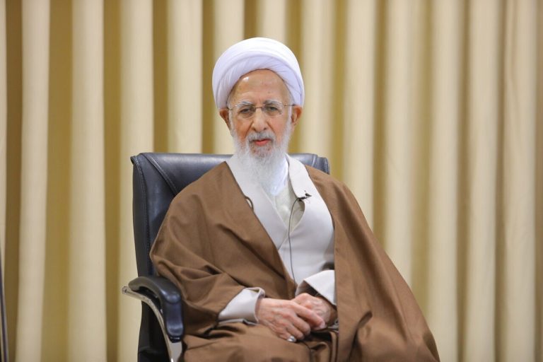 آية الله جوادي الآملي: إيران لن ترحم الغزاة