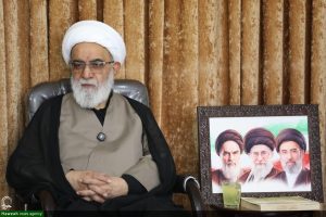 آية اللّه شَب زِندِه‌دار يدعو جميع المسلمين إلى متابعة الانتقام لدم القائد الشهيد (رضوان اللّه تعالى عليه)