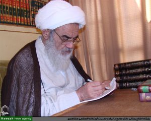 آية اللّه العظمى مظاهريّ: صون أمانة الإمام الشهيد يكمن في طاعة القائد الحكيم الرشيد للثورة الإسلاميّة