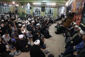 ممثل آية الله السيستاني في ايران يقيم مراسم تأبين لقائد الثورة الإسلاميّة الشهيد