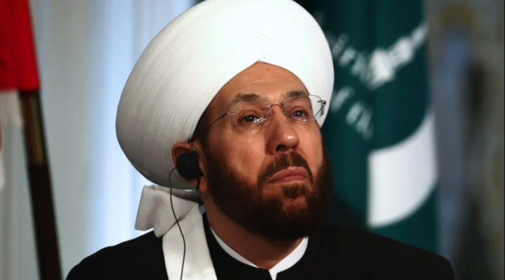 الحكم بالسجن المؤبد على المفتي السابق لسوريا الشيخ أحمد حسون