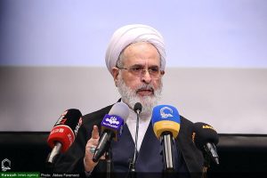 آية اللّه الأعرافيّ: خمسة عناصر أساسيّةٍ لنظرية "الوحدة" في خطاب الثورة الإسلاميّة.. الوحدة لا تعني إلغاء الفوارق أو طمس الهويّات المذهبيّة