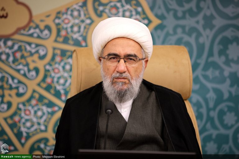 آية اللّه المرويّ: ينبغي أن تكون الحوزة العلميّة مستعدّةً للإجابة على الموجة العالميّة من الأسئلة حول التشيّع
