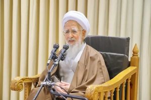 آية الله جوادي الآملي: يمكن تغيير المجتمع من خلال الأخلاق والتعليم والكلمة الطيبة