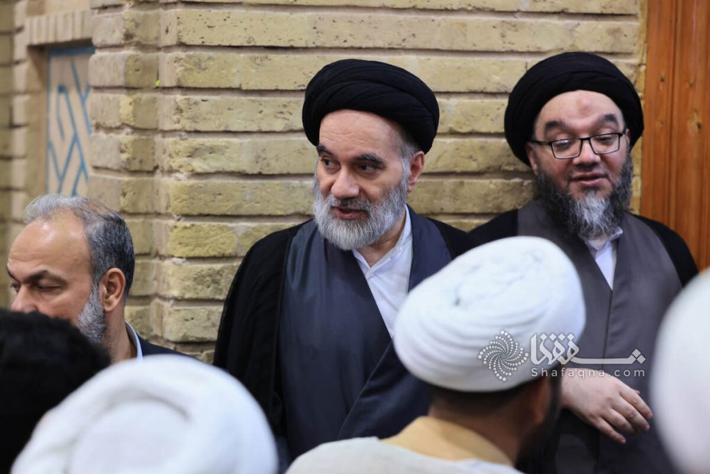 النجف الأشرف تؤبن الفقيه الراحل آية الله الشبيري الزنجاني (2)
