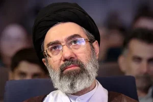 قائد الثورة الإسلامية: إيران القوية تقوم على القوة العلمية والتكنولوجية
