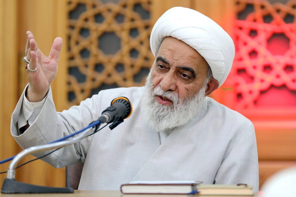 آية الله شَب زِندِه دار: "التبيين" مفتاح الانتصار على الأعداء.. والشعب يطالب بالثأر لدم القائد الشهيد